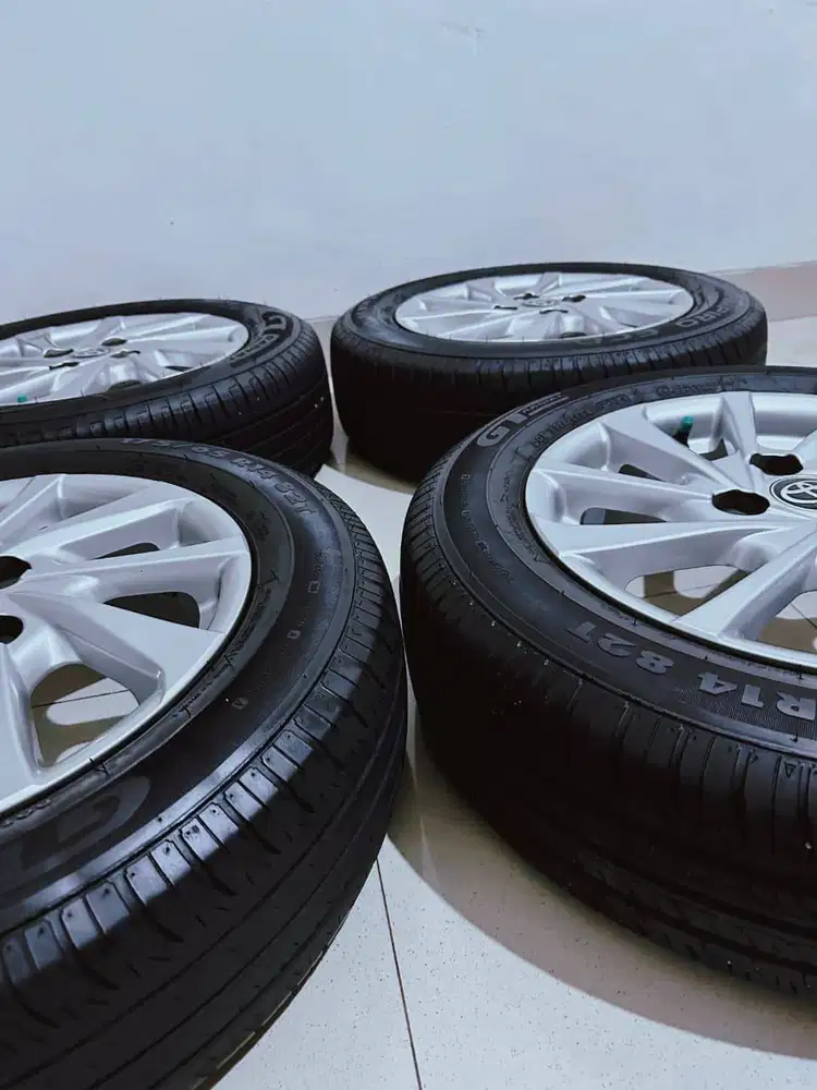 Velg dan Ban Original Agya 2024