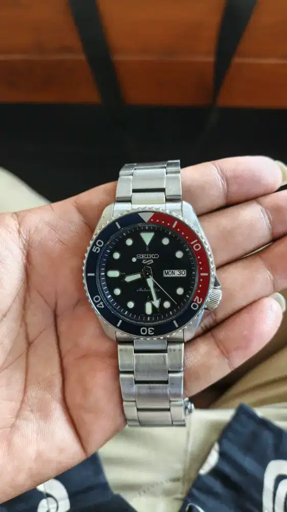 Original Seiko 5 Pepsi