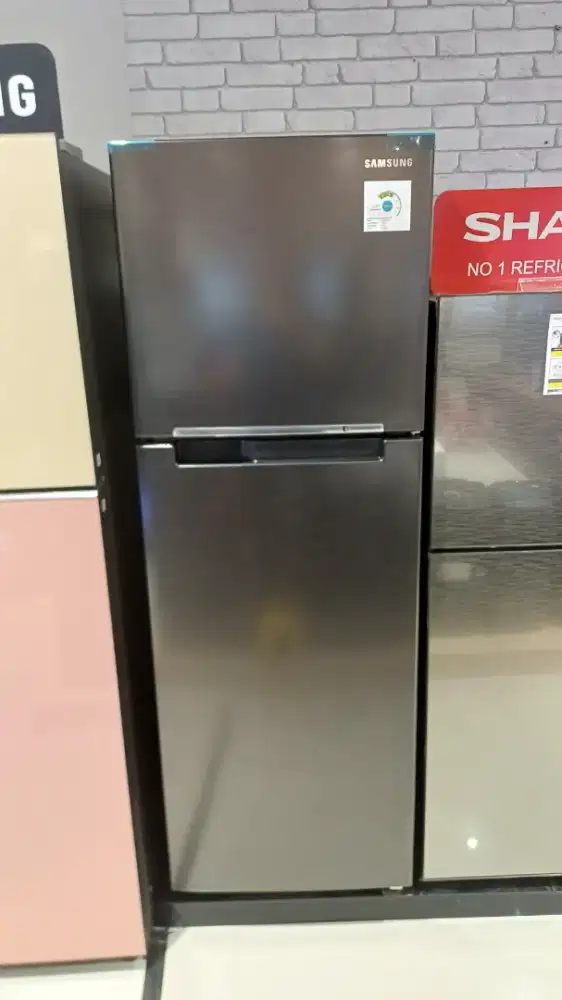 Kulkas samsung 2 pintu 255 liter seri RT25