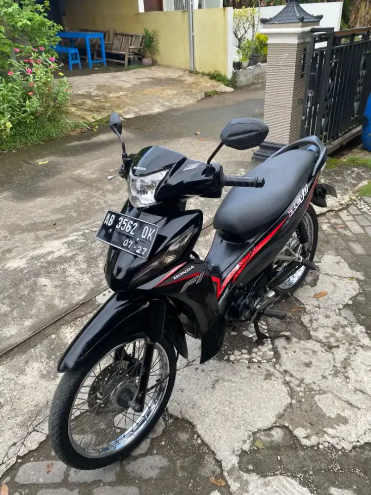Honda Revo THN 2017 plat AB Bantul