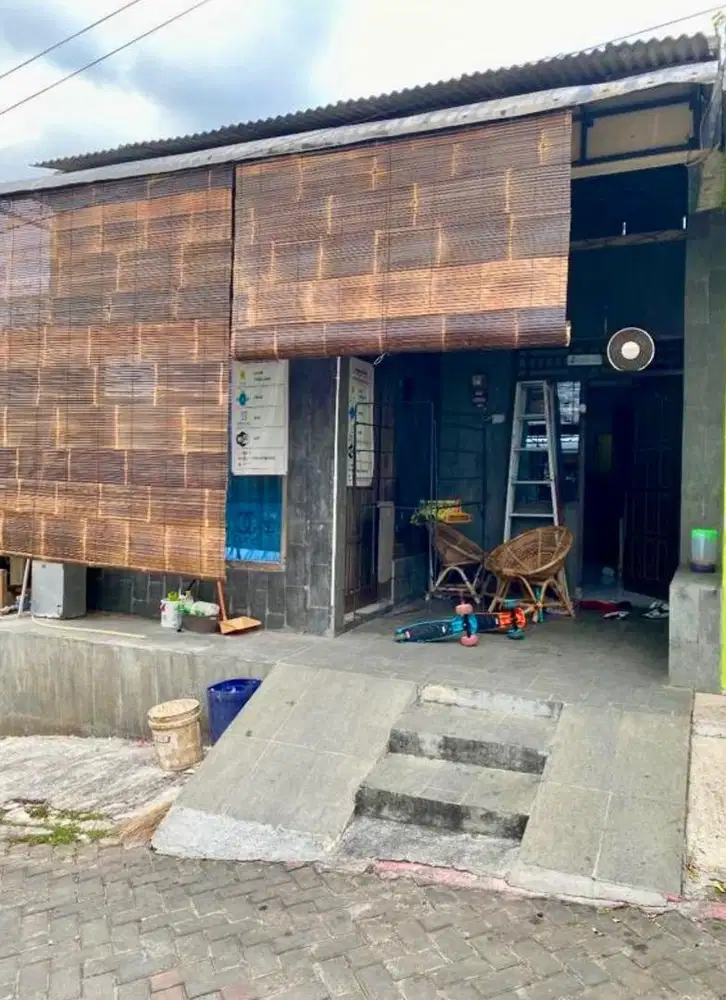 Di jual rumah di perumahan kaliwungu indah