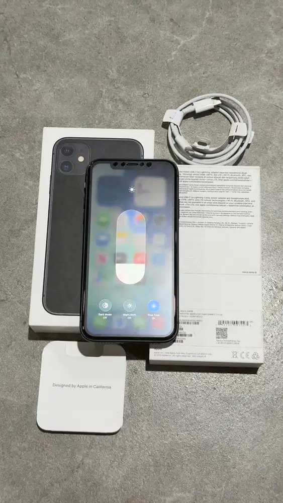 Iphone 11 Black 64GB Resmi Ibox Lengkap