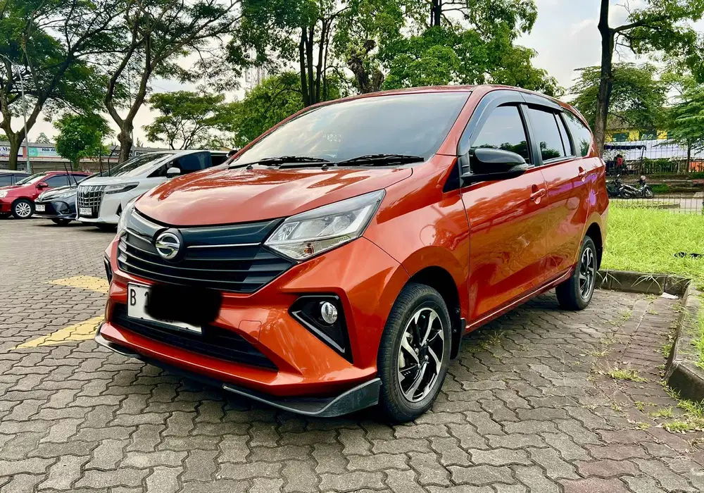 Daihatsu Sigra R Manual 2023 Orange Km 11rb