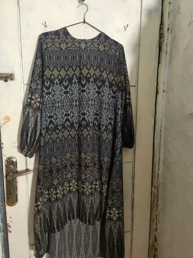 Atasan & Bawahan Hitam