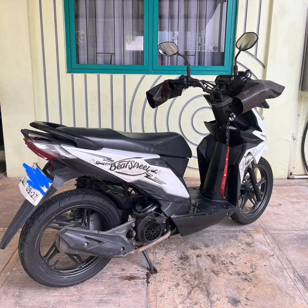Honda Beat Street 2017 Putih Surat Lengkap Pajak Hidup MURAH