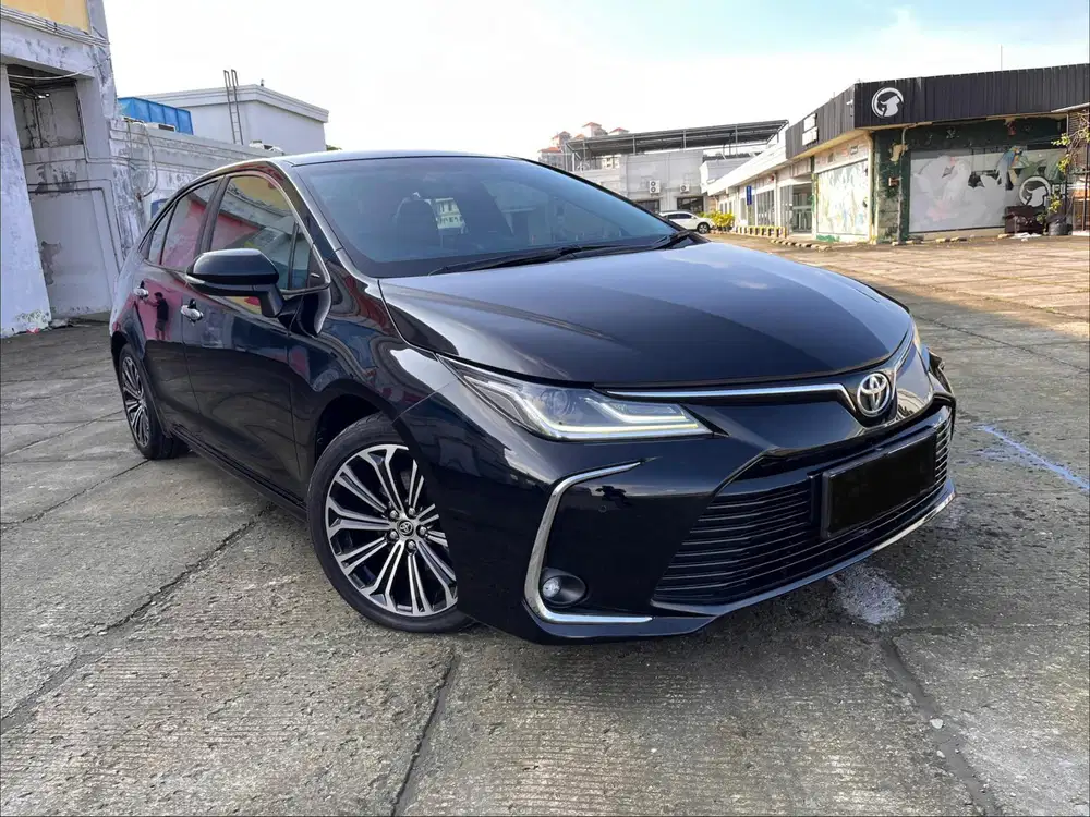 Toyota Corolla Altis  1.8 V At 2021