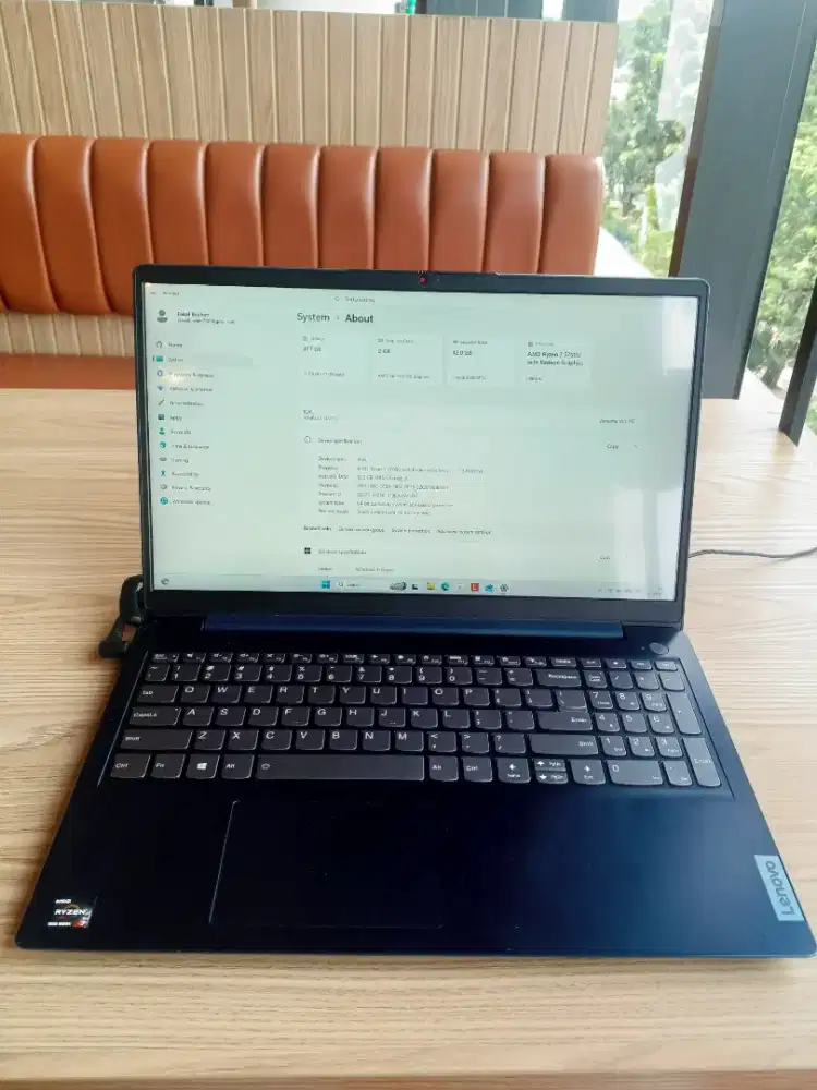 Lenovo IdeaPad 3 Ryzen 7 Touchscreen