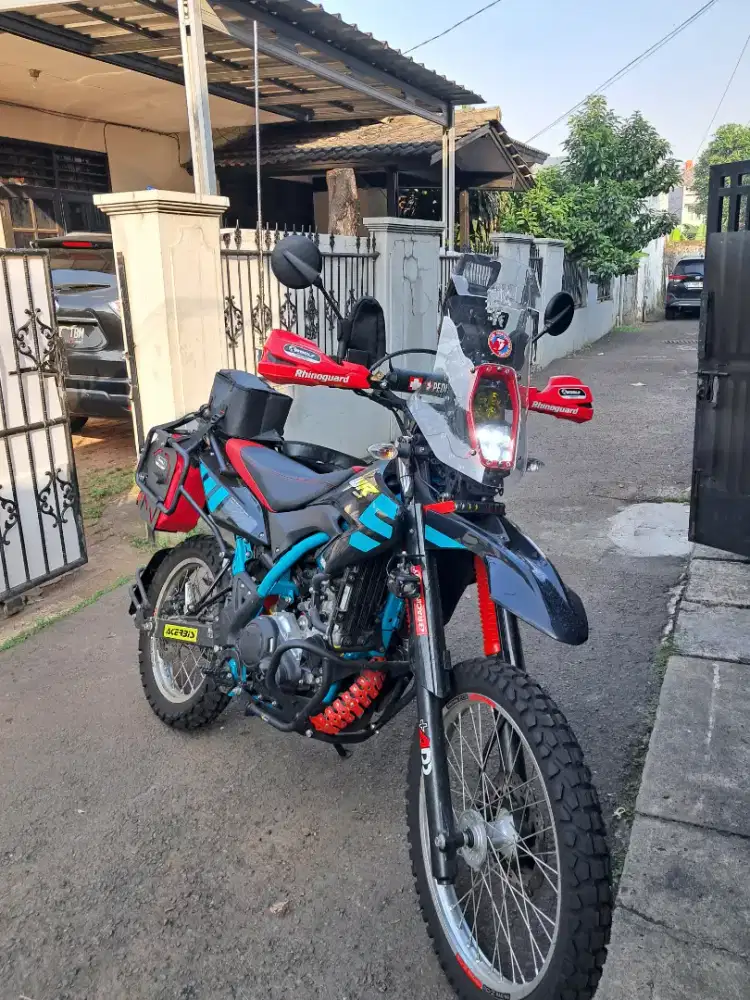 Yamaha WR 155 istimewa
