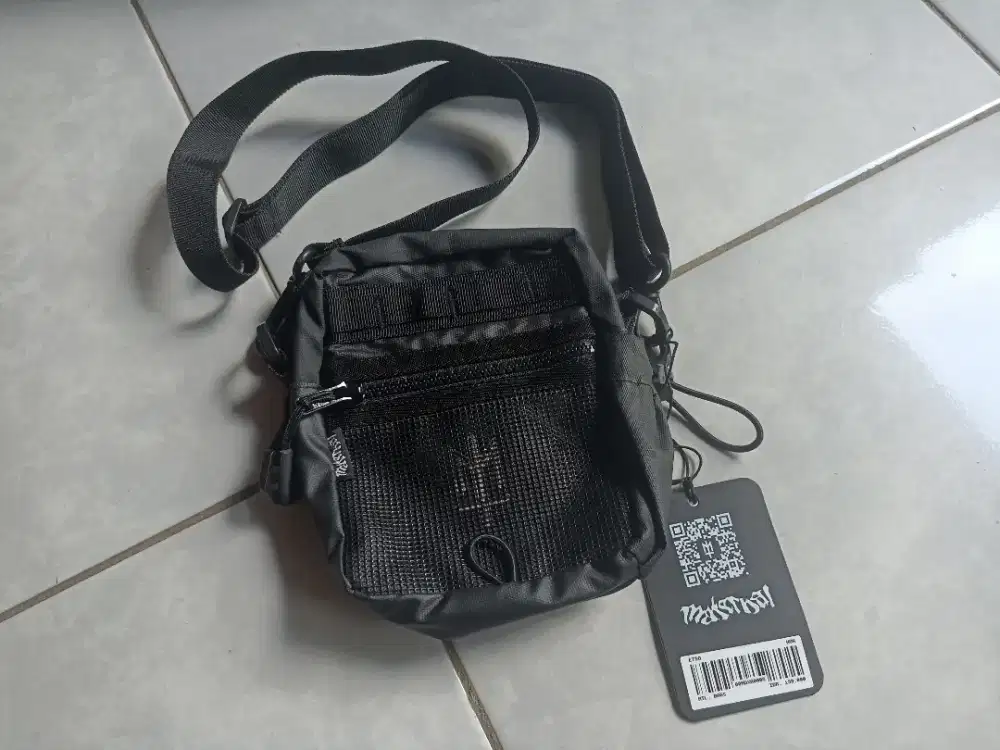 Maternal Disaster - Sling bag