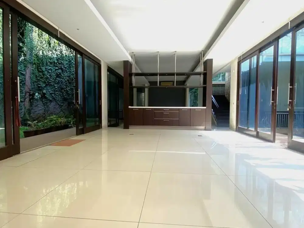 A Beautiful Tropical Home Designed Like A Resort In Quiet Kemang Dalam Jakarta Selatan
