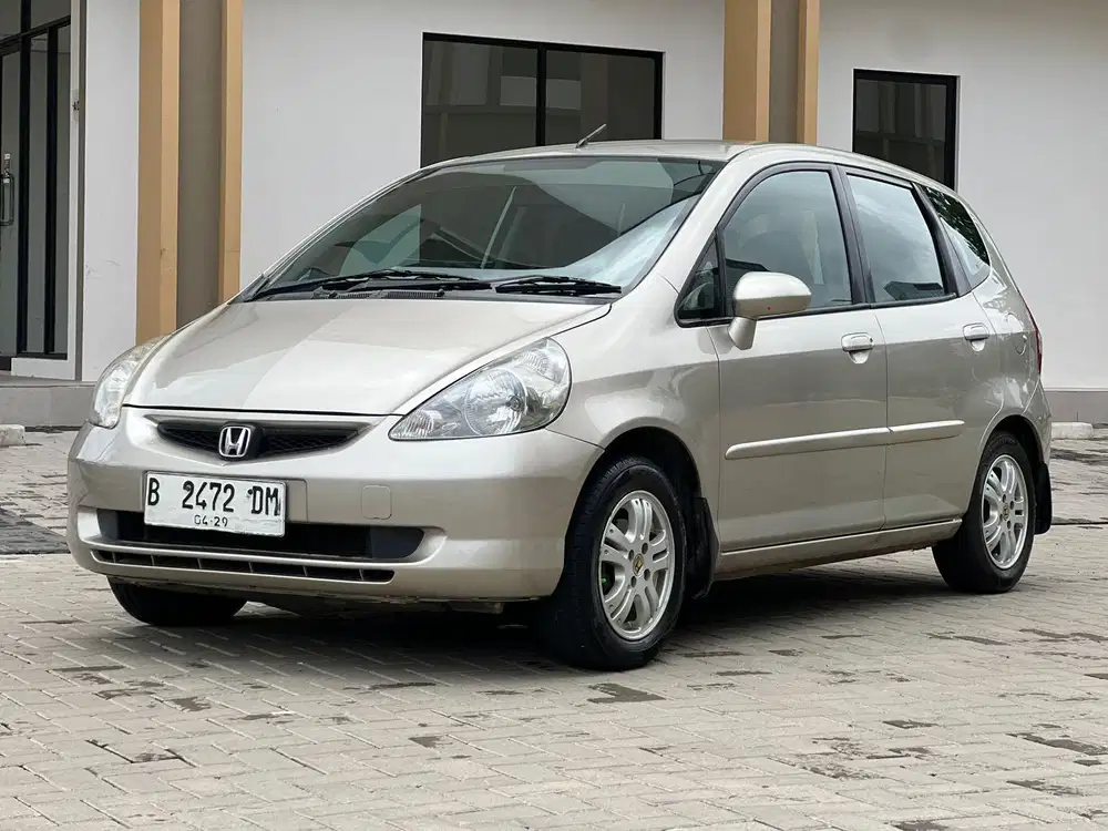 (LOW KM) Honda Jazz idsi MT Manual 2004