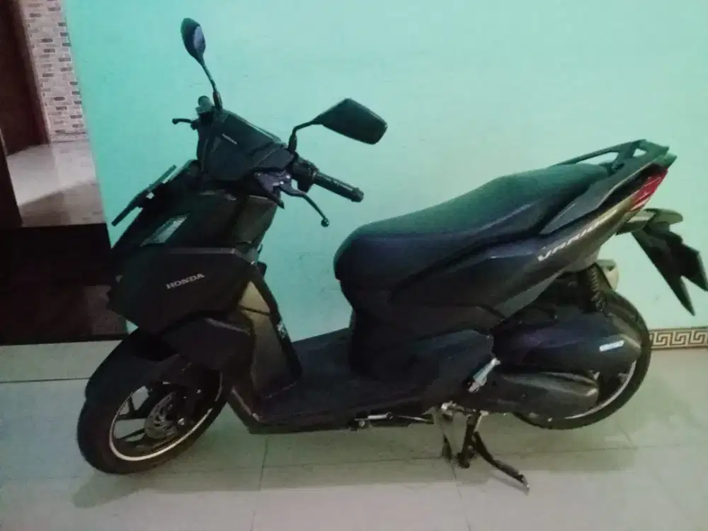 Vario CBS ISS 150 CC Tahun 2023