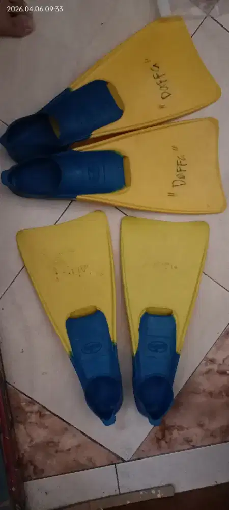 Sepatu katak 2 pasang sperti photo