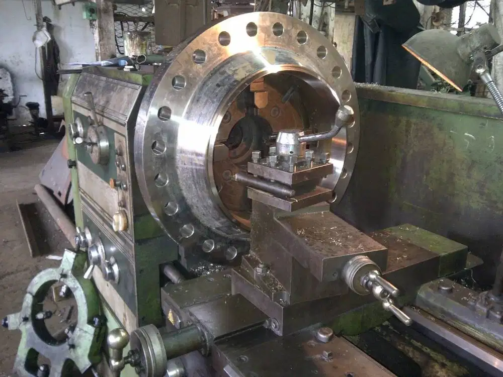 DICARI TUKANG BUBUT MACHINING DAN MILLING BERPENGALAMAN