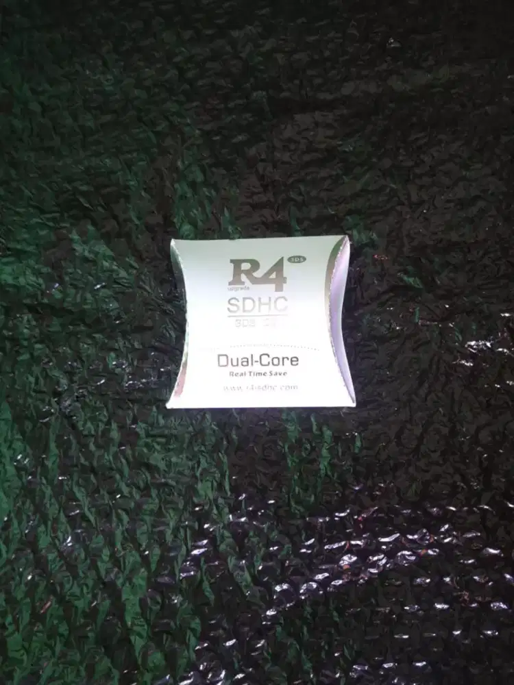 Di Jual R4i Dual core R4 SDHC 3DS NDS DSI XL LL NDSi DSlite