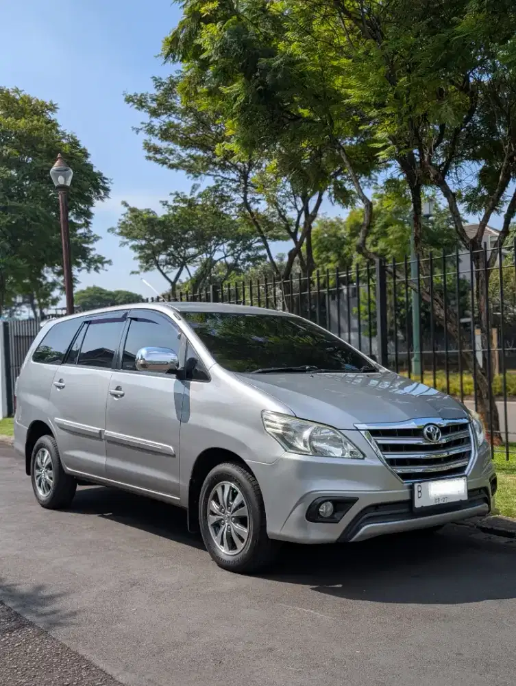 Dijual CASH Toyota Kijang Innova G A/T Diesel 2014