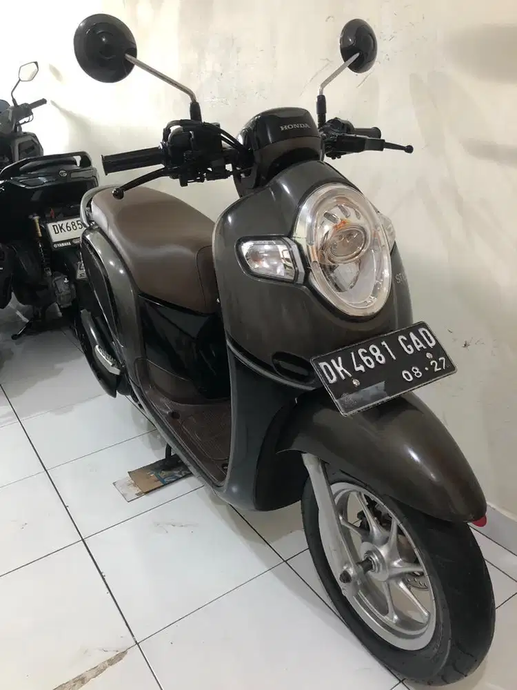 Honda Scoopy Stylish Th.2017 Grey!!