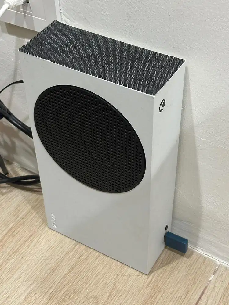 XBOX SERIES S FULL SET LIKE NEW 512GB