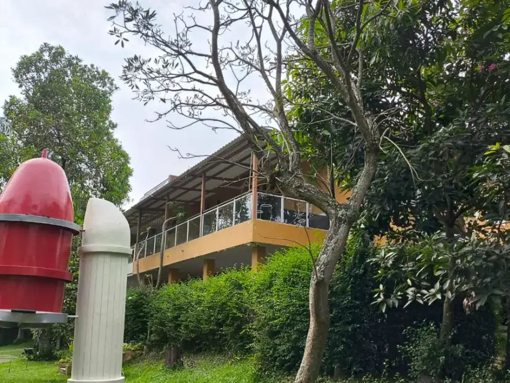 DIJUAL RUMAH 3 lantai Kota Baru Parahyangan (KBP) Tatar Wangsa Semi Furnish