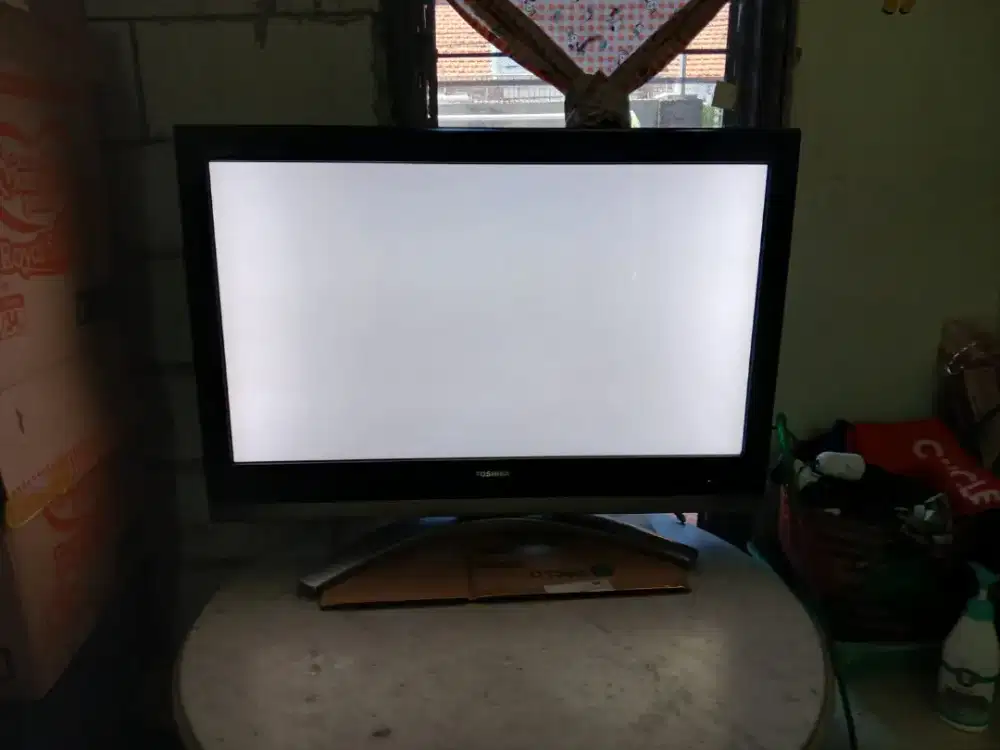 Tv lcd 37 inc thosiba asli japan segel