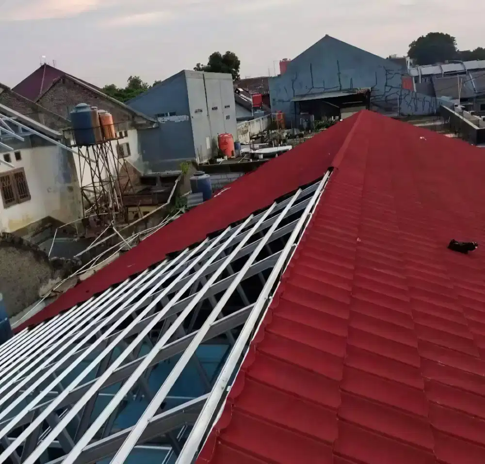 Pasang rangka baja ringan