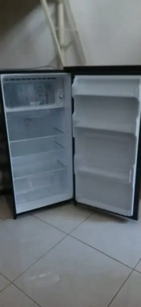 JUAL KULKAS SHARP 1 PINTU