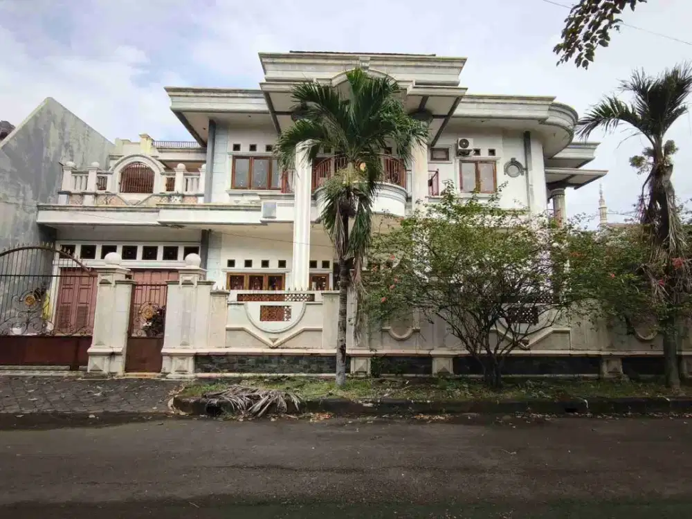 Dijual Rumah Luas dan Bagus di Metland Cakung