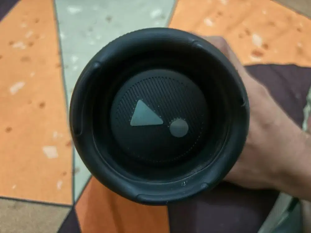 DI JUAL JBL CHARGE 5