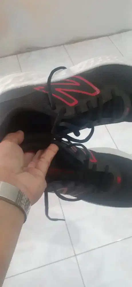 Sepatu running new balance original UK 42.5