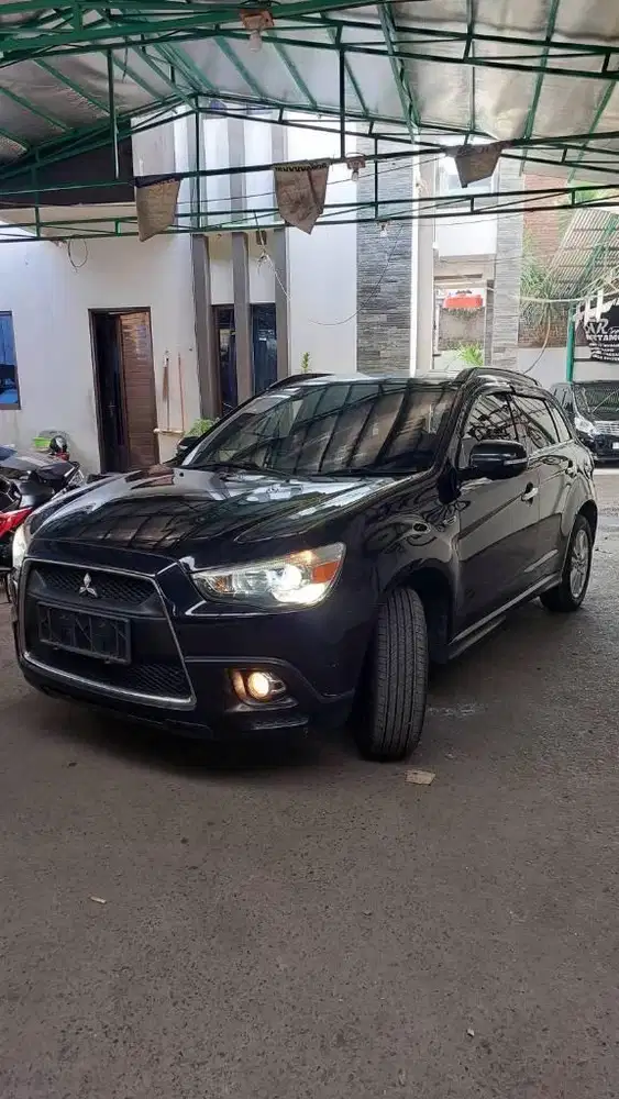 Mitsubishi Outlander Sport 2.0 PX at 2012  Solid Black Top