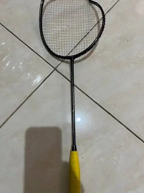 raket lining super series 99 (patah)