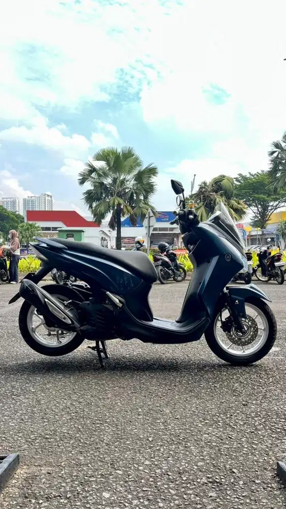 YAMAHA LEXI 2018 keyless