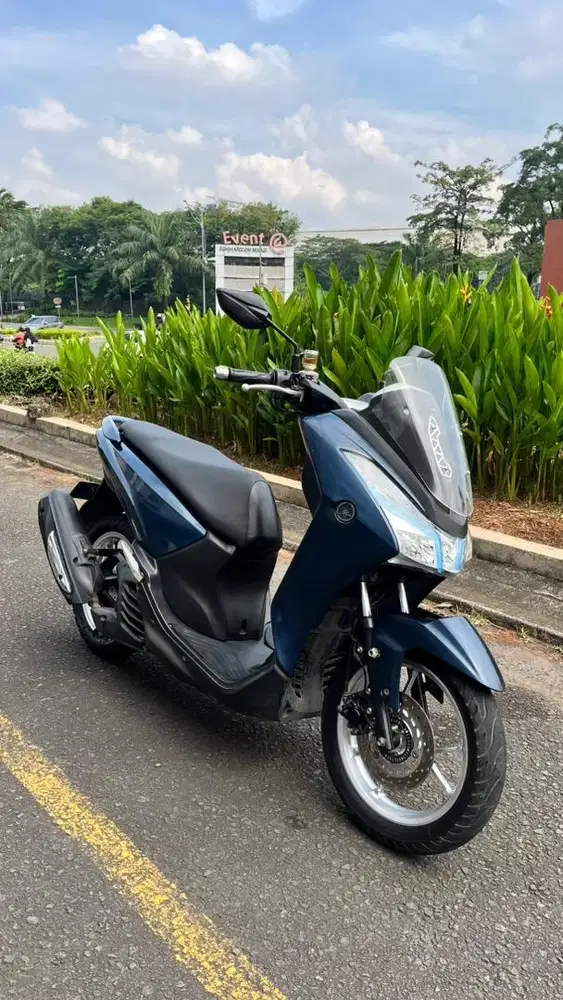 YAMAHA LEXI 2018 keyless