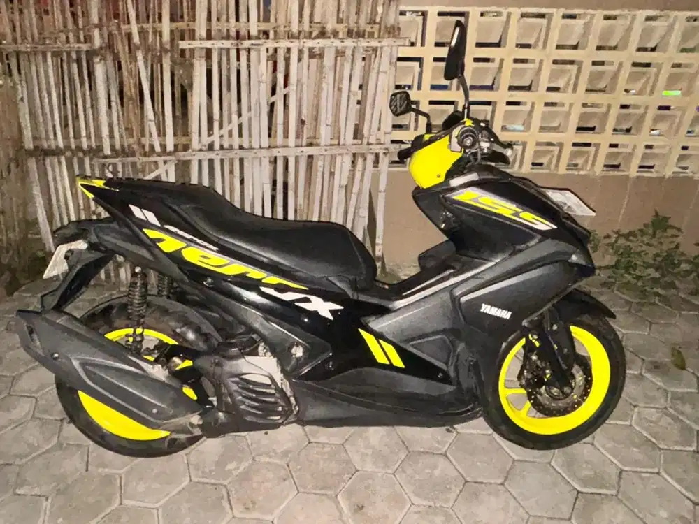 Di jual motor AEROX 155 tahun 2019 surat lengkap pajak on