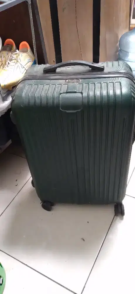 Koper Merk Polo Empire