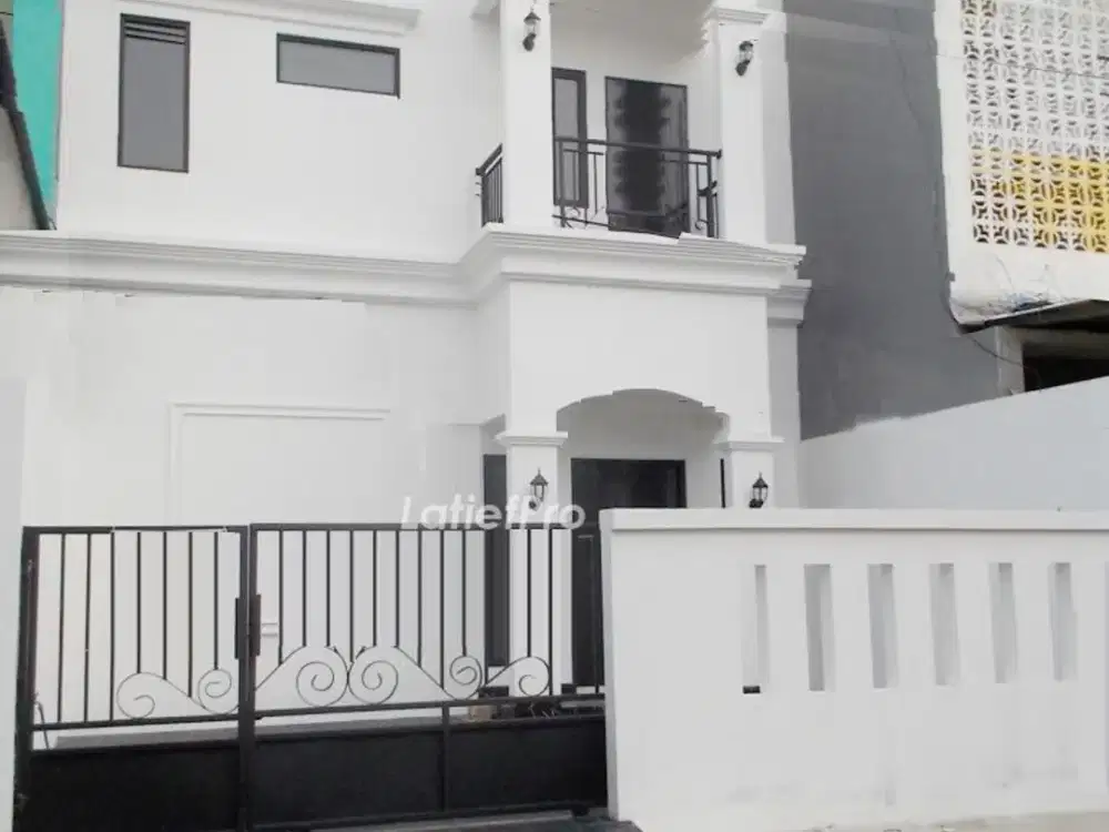 Rumah Megah Harga Murah Lokasi Mewah