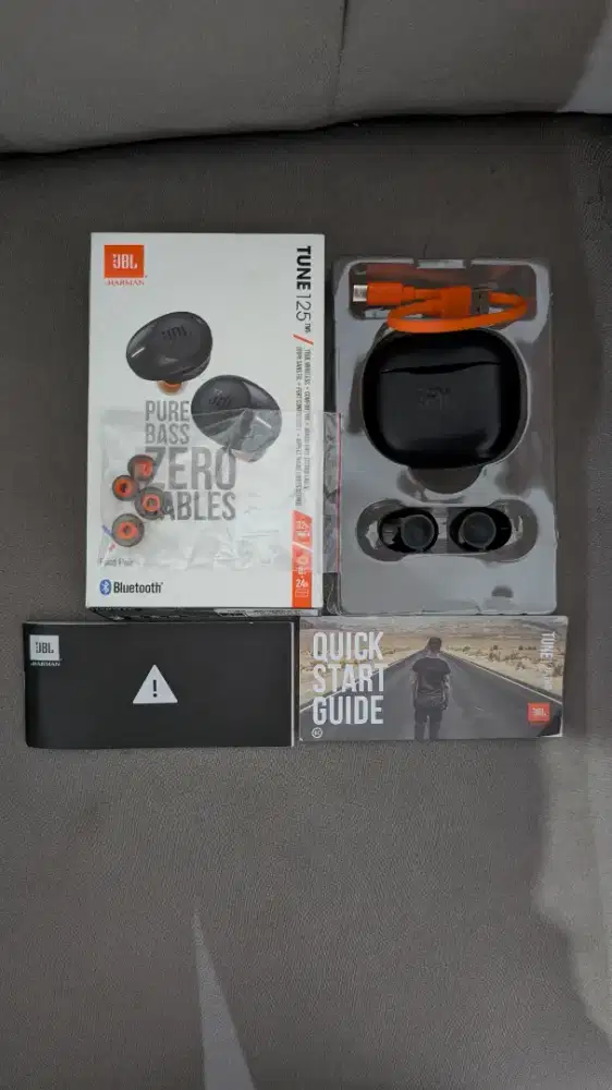 JBL Tune 125TWS Black Earbuds Original