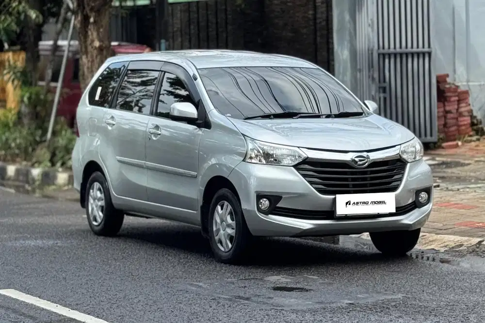 XENIA R 2018 / 2017 Manual Bagus Murah Kredit Bekas Surabaya Istimewa