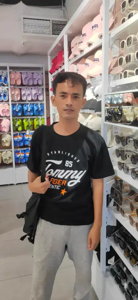 Lagi membutuh kan pekerja an