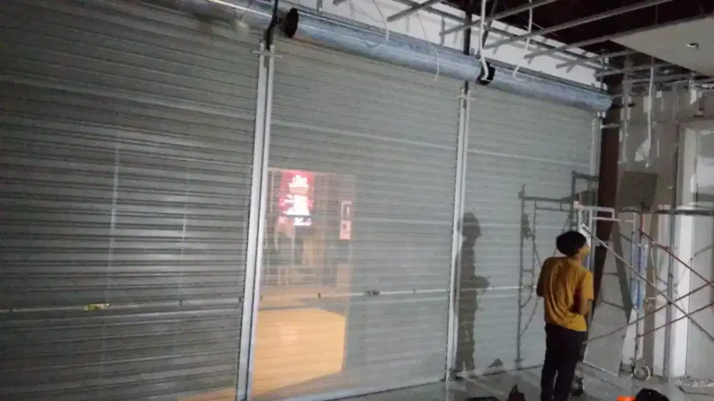 Teknisi Pengelasan dan Bending Pres