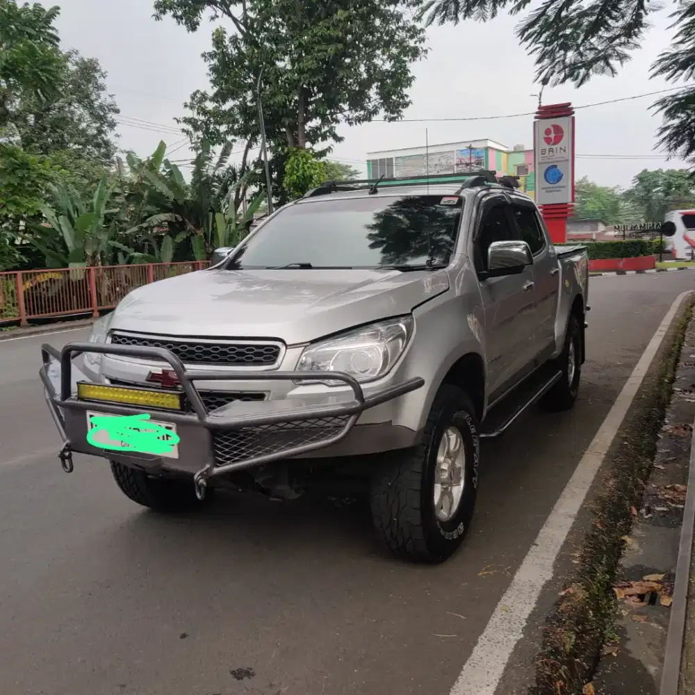 di jual Colorado LTZ Type tertinggi 4x4 2012