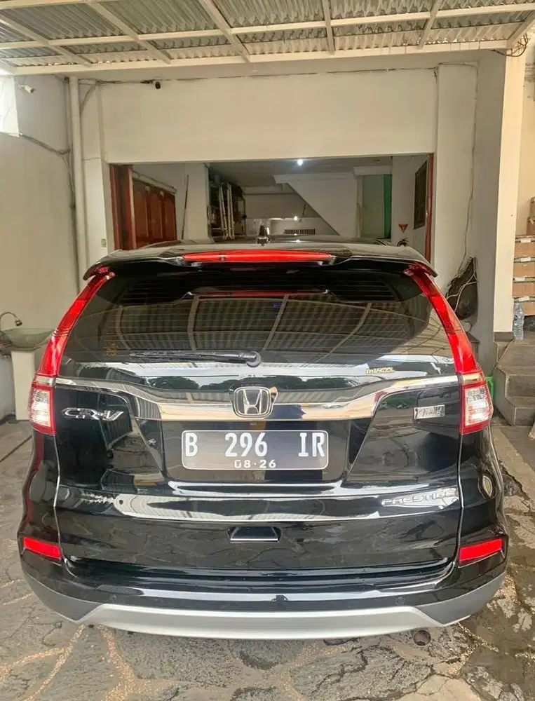 HONDA CRV 2.4 TIPE PRESTIGE AUDIO FENDER EDITON TAHUN 2016