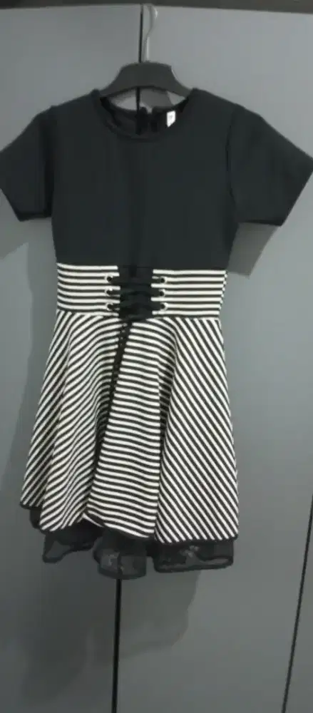 Preloved busana wanita