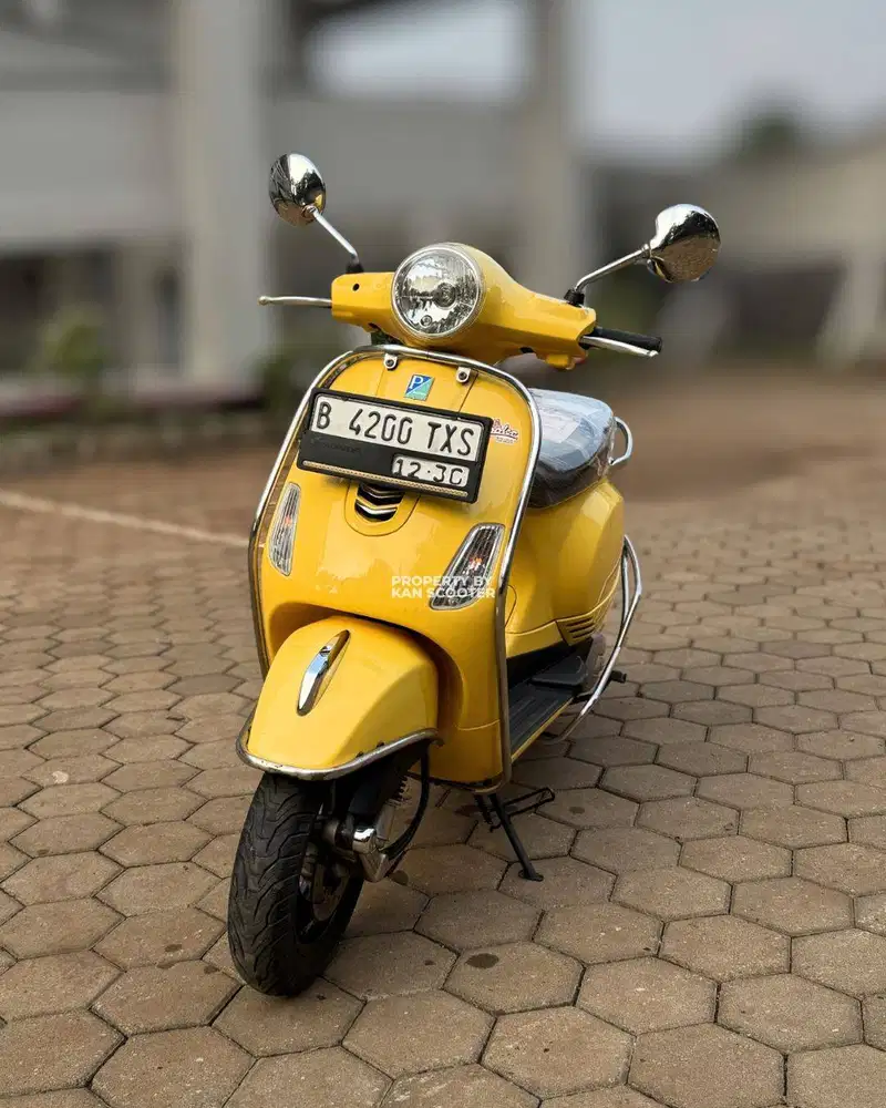 JUAL MURAH VESPA LX 125 iGET 2018 MULUS