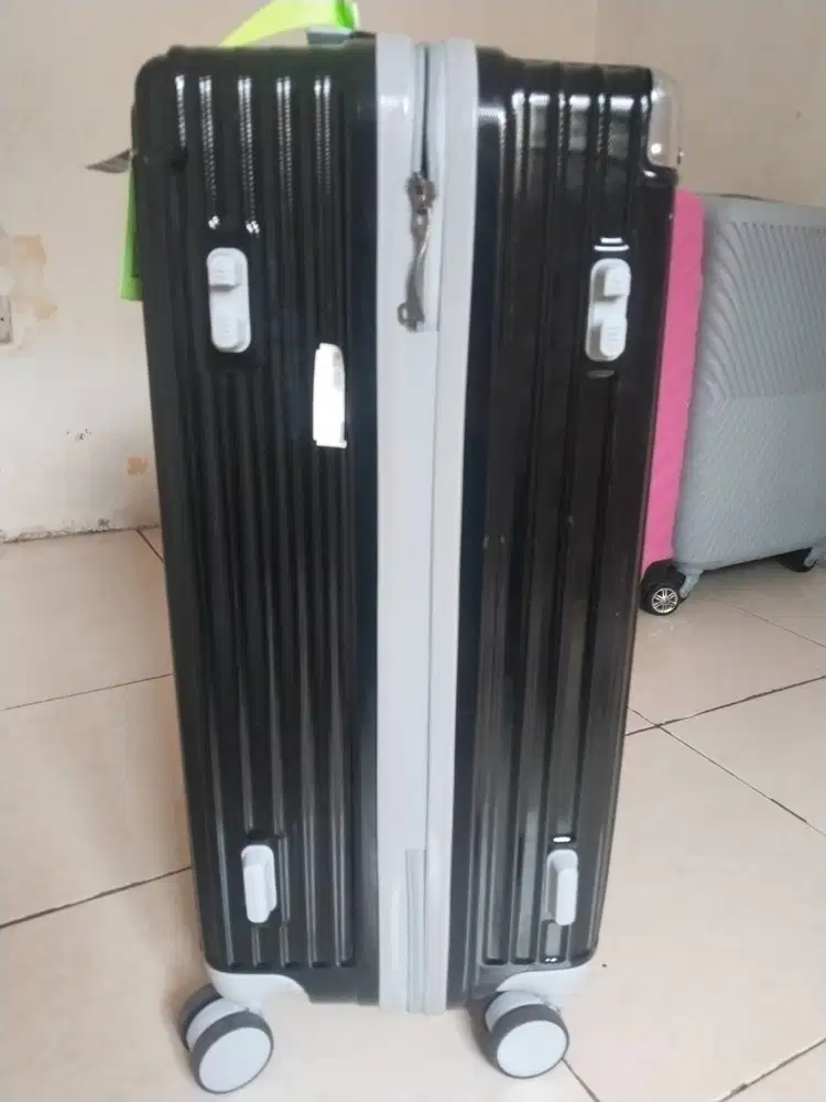 Di jual tas smiggle dan koper