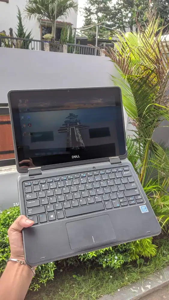 LAPTOP DELL LATITUDE 3190 TOUCHSCREEN FLIP LAPTOP MURAH