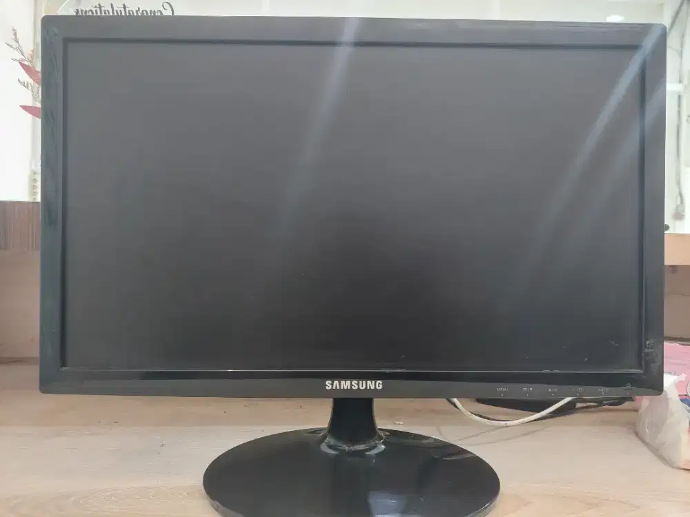 Jual Cepat Monitor Samsung 19 Inch