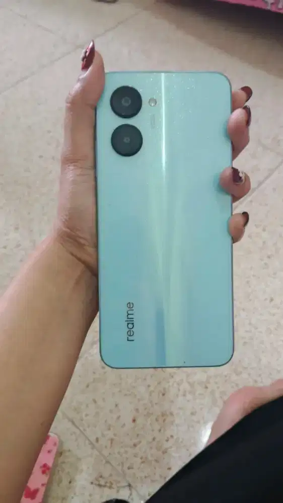 REALME c33 ram4+4 (128)
