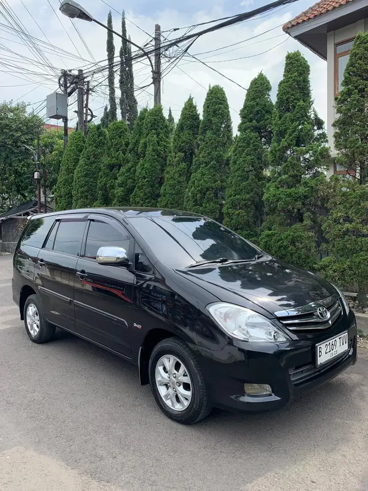 JUAL INNOVA G ( MT ) DIESEL 2010/2011