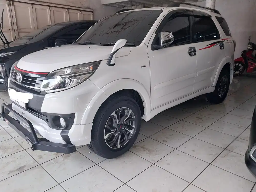 Toyota Rush 2017 Bensin